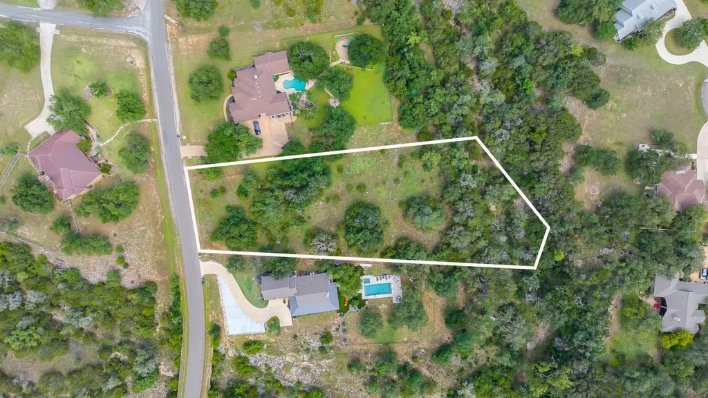 609 Yorks Crossing, Driftwood