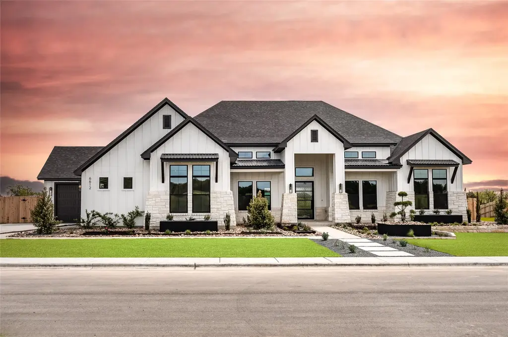 6612 King Oaks Boulevard, Salado