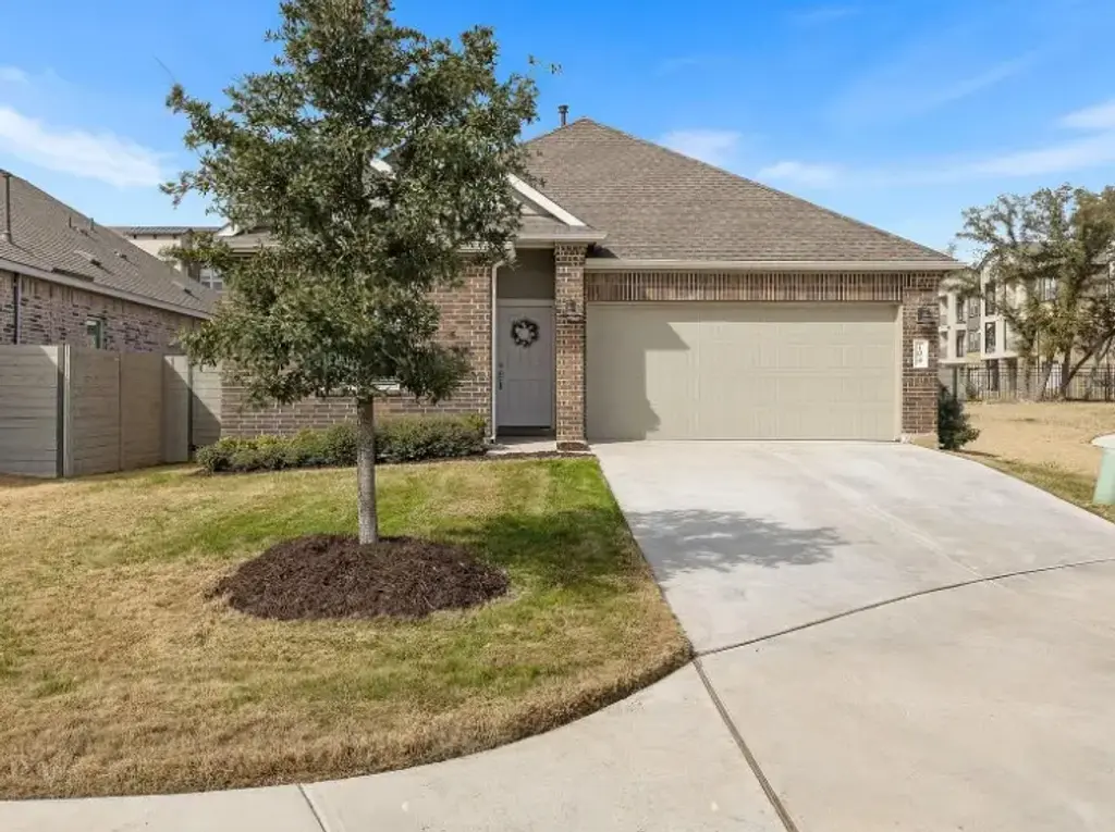 104 Blue Blaze Trail, Georgetown