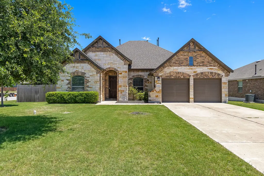 6901 Leonardo Drive, Round Rock
