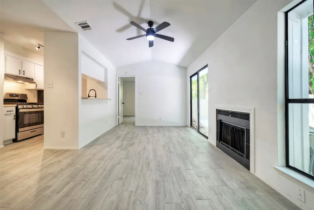12810 Tomanet Trail, Austin
