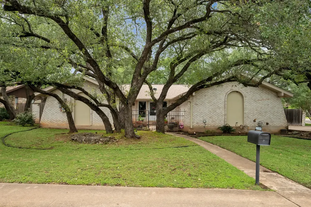 2504 Dijon Drive, Cedar Park