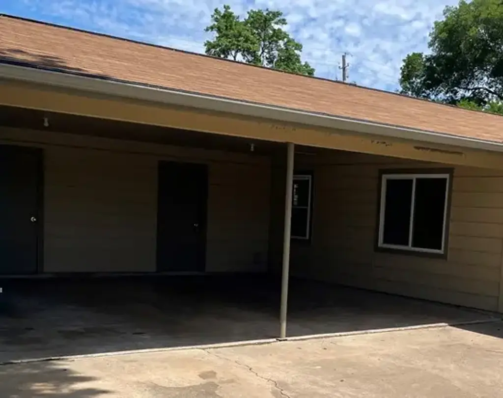 7402 Southgate Lane A, Austin