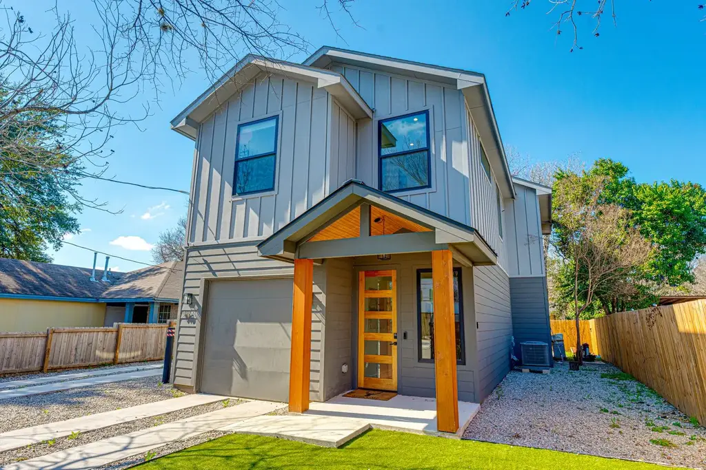 910 Tillery Street A, Austin
