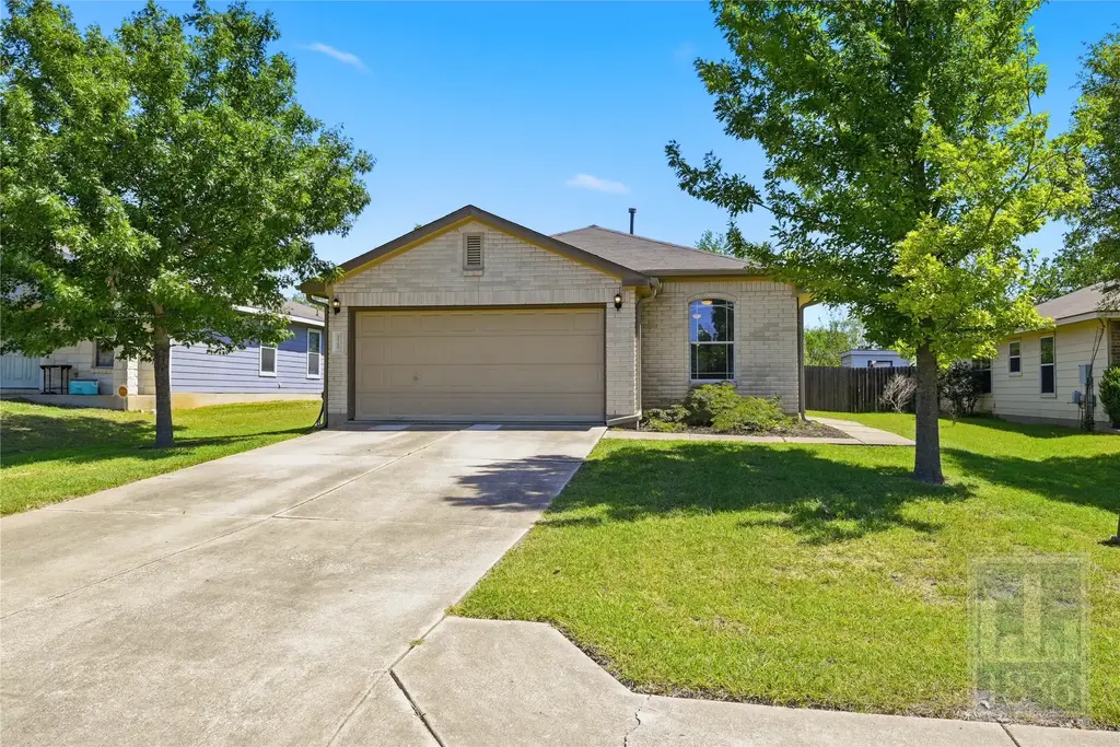 228 Pearl Lake Drive, Kyle