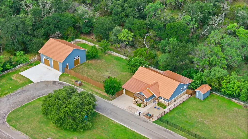 107 Kandi Lane, Sunrise Beach