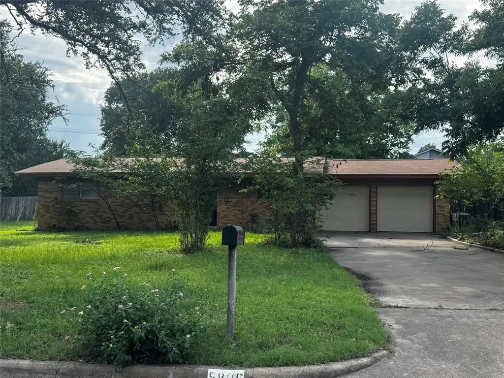 5806 Coventry Lane, Austin