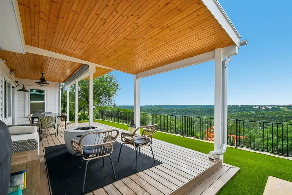 7105 Mountain Trail, Austin