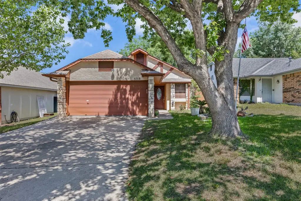 5318 Walnut Grove Drive, Austin