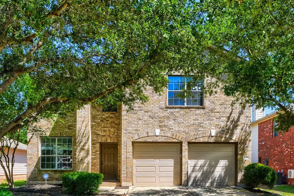 243 Covent Drive, Kyle