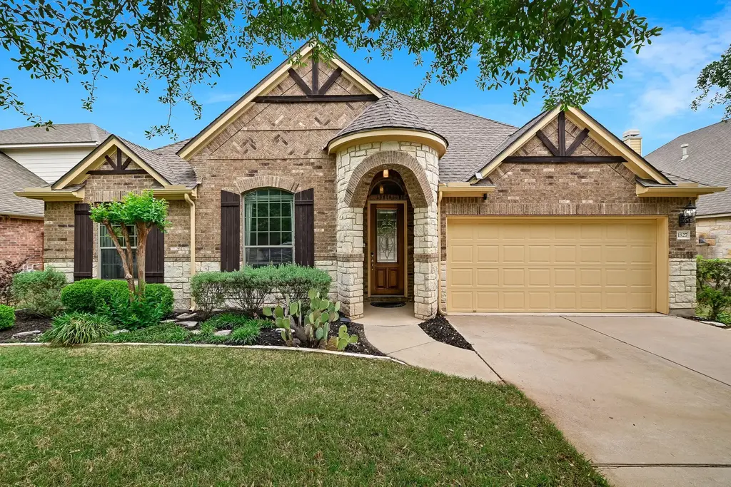 1827 Tall Chief, Leander