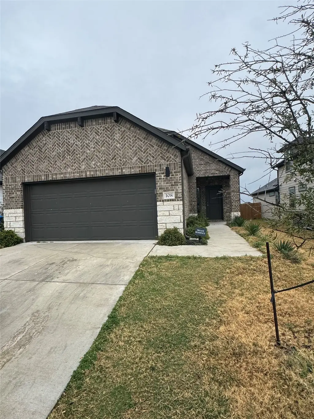 108 Bendecido Loop, Elgin