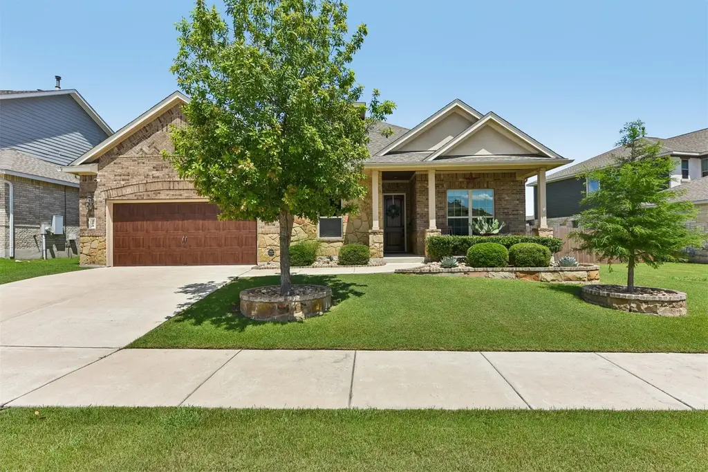 104 Skylark Lane, Hutto