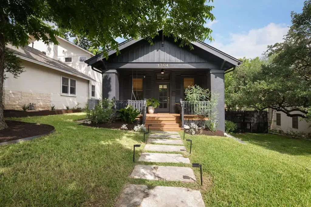 1304 Travis Heights Boulevard, Austin