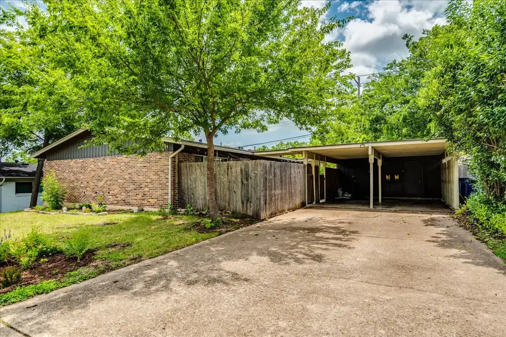 1417 Braes Ridge Drive B, Austin
