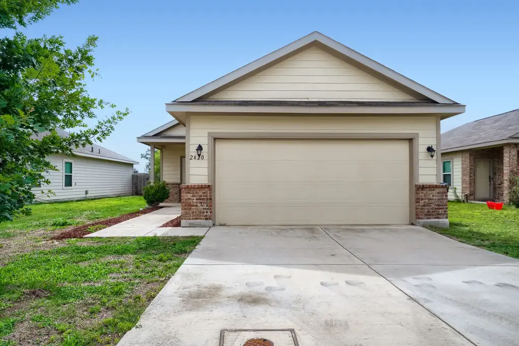 2420 Ranger Pass, Seguin