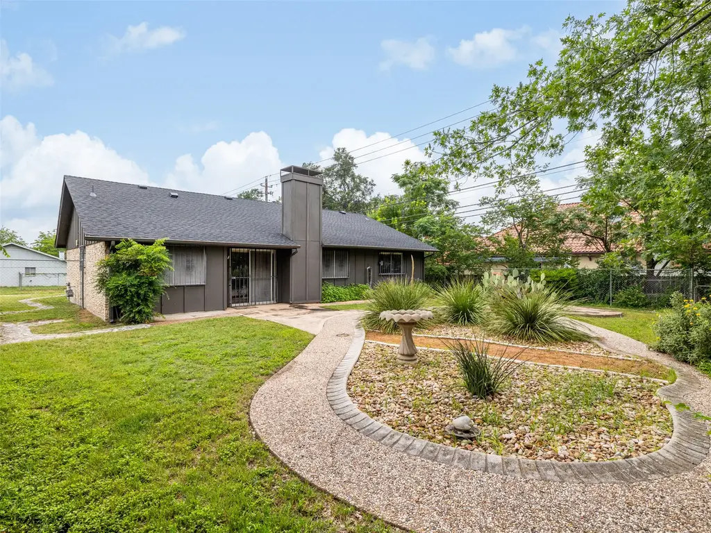 7001 Watchwood Drive, Austin