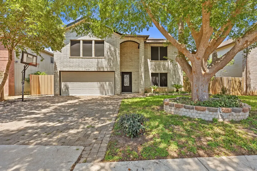 6614 Roseborough Drive, Austin