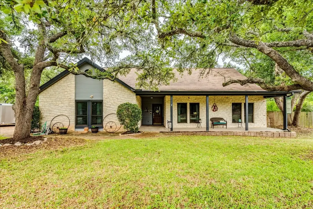 336 Primrose Drive, Kyle
