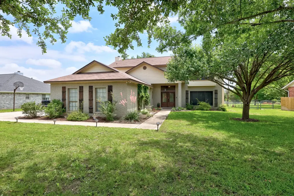 1341 Meadowild Drive, Round Rock