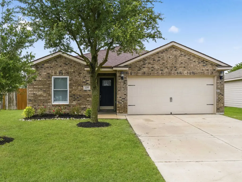 229 J E Brown Lane, Jarrell