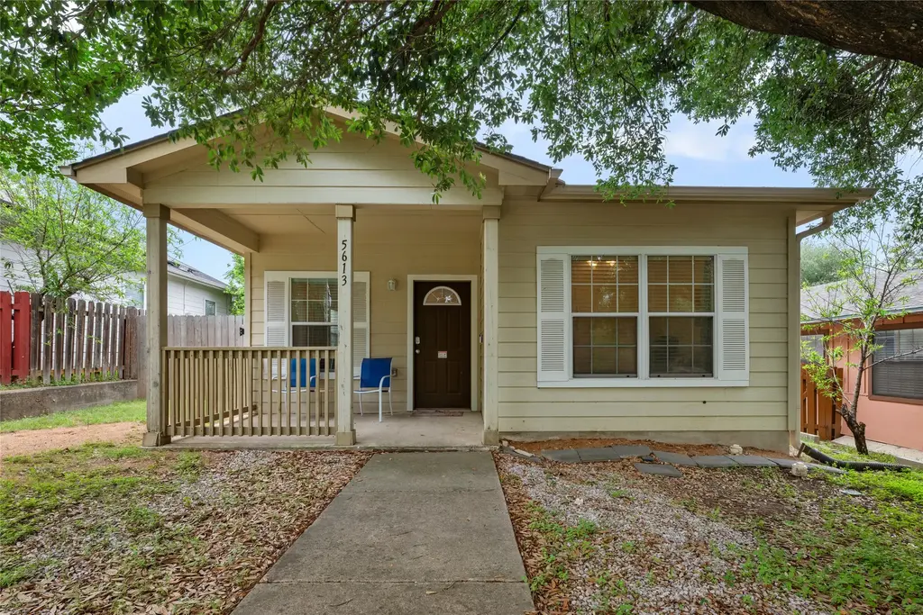 5613 Signal Point, Austin