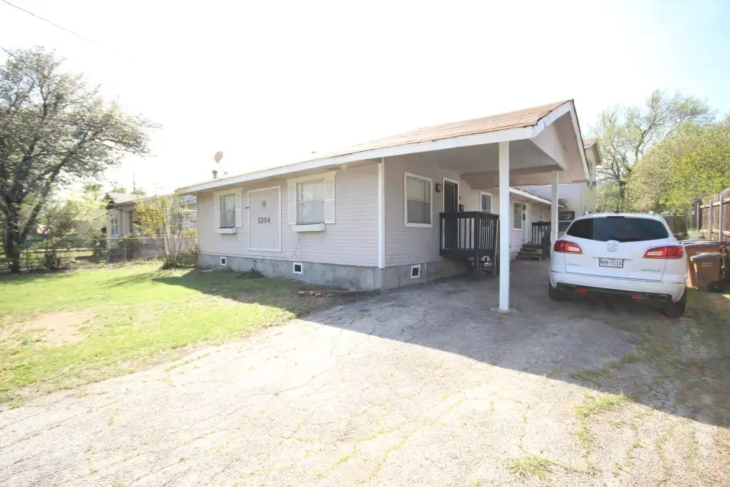 5204 Guadalupe Street, Austin