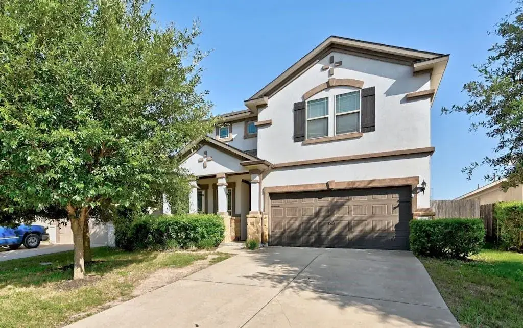 374 Wincliff Drive, Buda