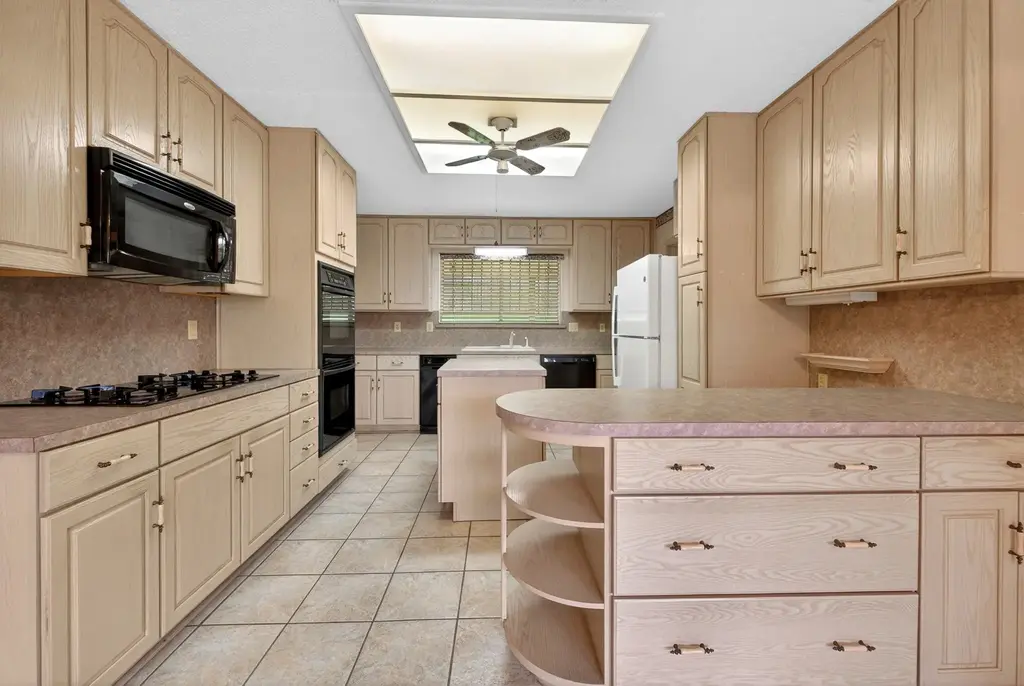 605 E Mary Jane Drive, Killeen
