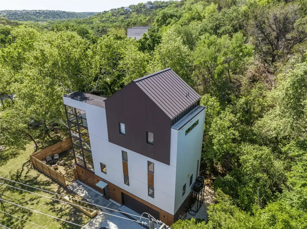 2806 Geronimo Trail, Austin