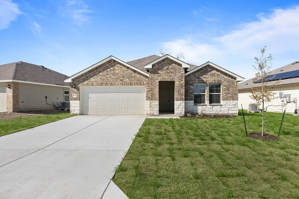 504 Wyatt Way, Jarrell
