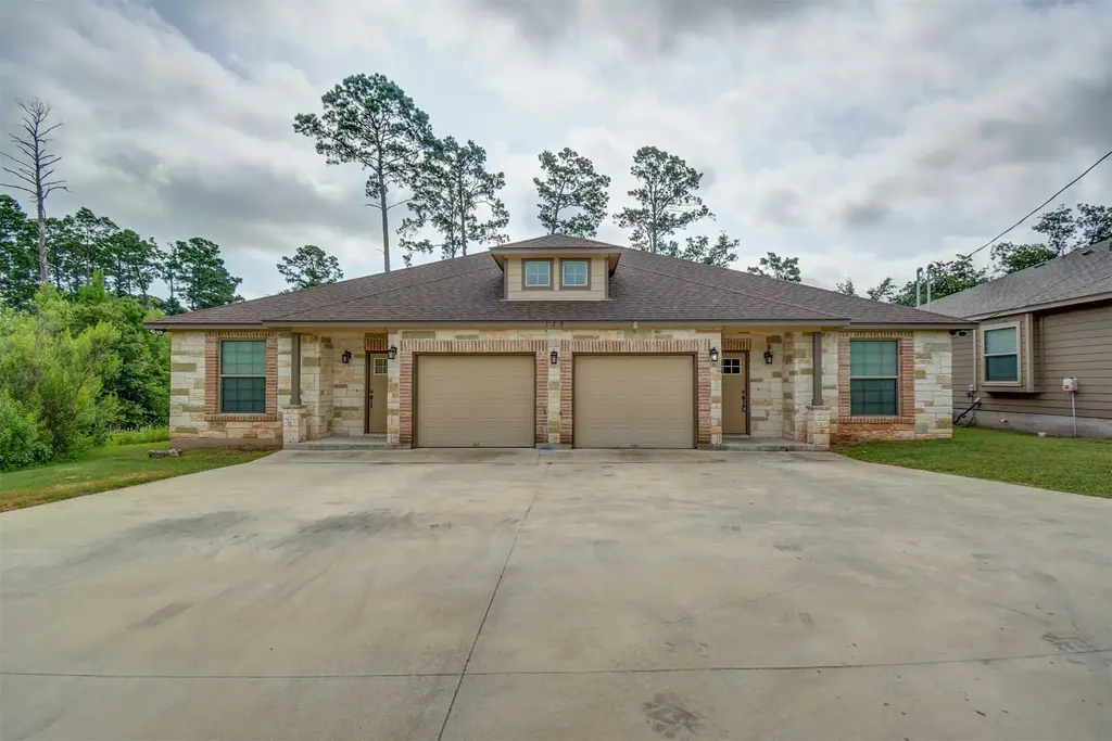 129 N Kaupo Drive B, Bastrop