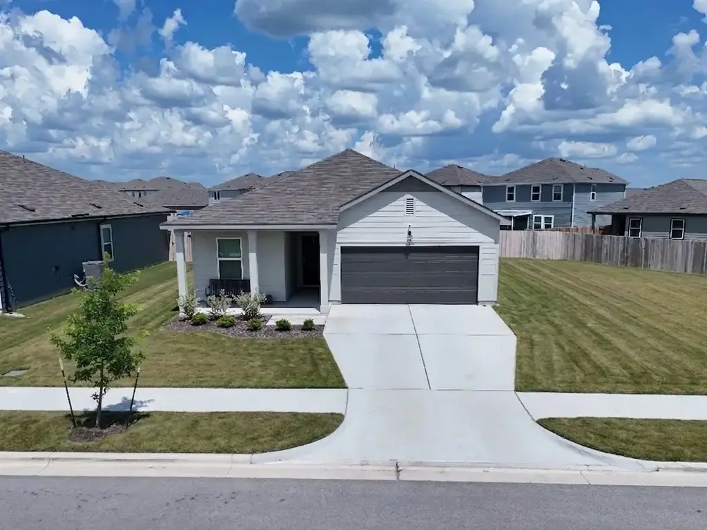 124 Blazilmar Lane, Taylor