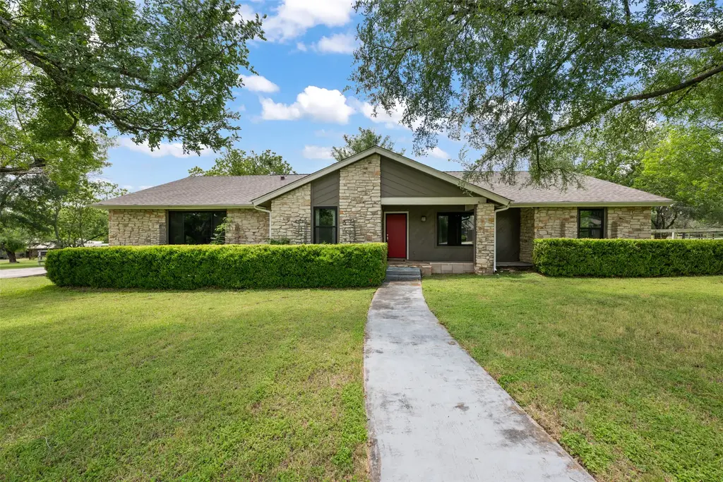 1600 Pin Oak Lane, Round Rock