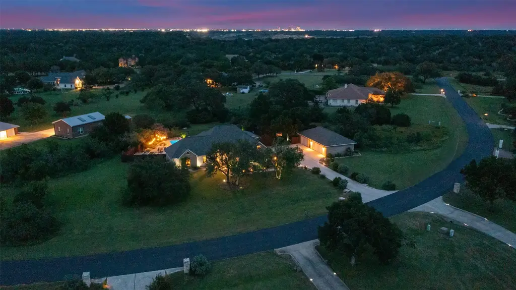 341 Richards Drive, Buda