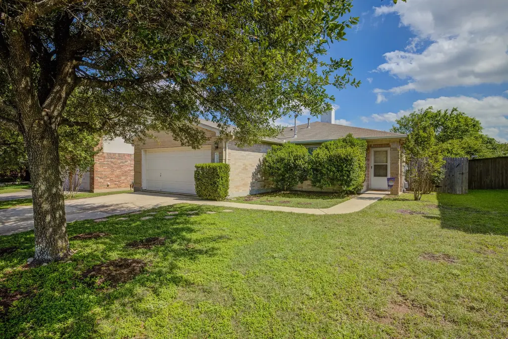 202 Mccarthur Drive, Leander