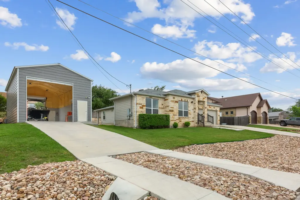 21666 High Drive, Lago Vista