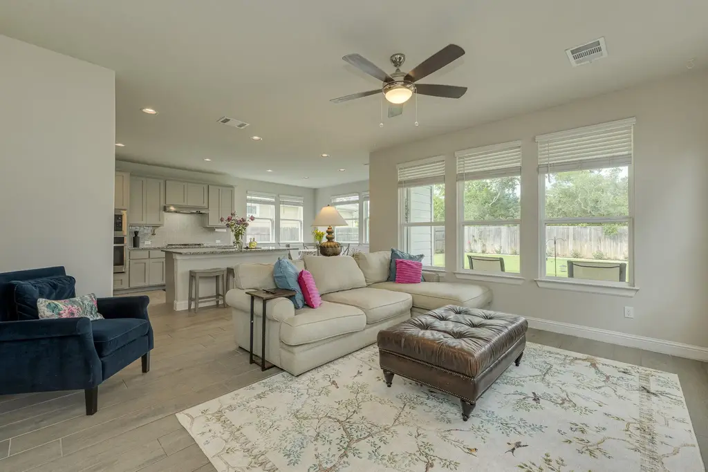 208 Stone Canyon Drive, Georgetown