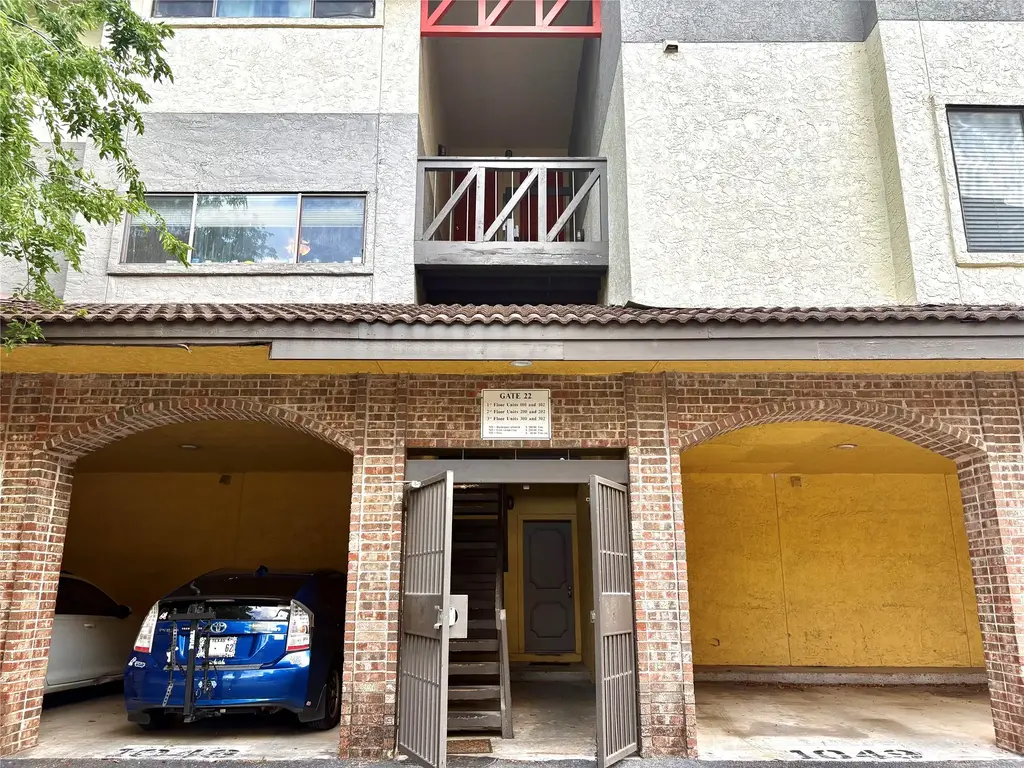 806 W 24th Street 202, Austin