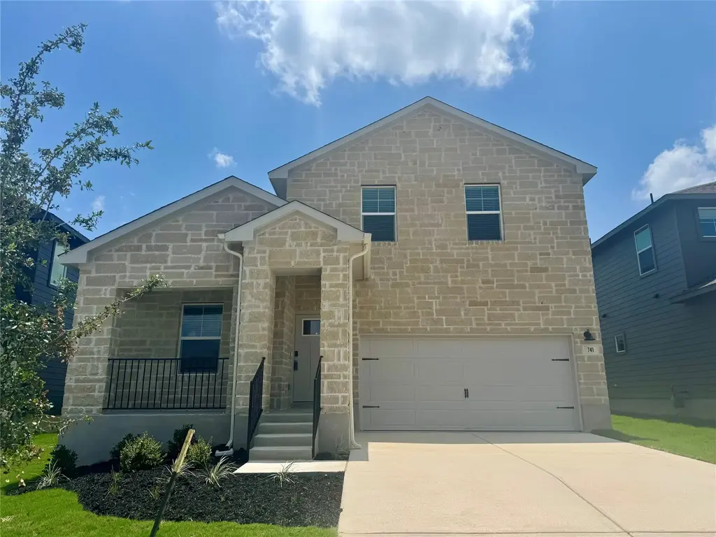 741 Sue Peaks Loop, Dripping Springs