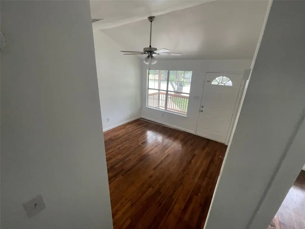 2808 Lyons Road A, Austin