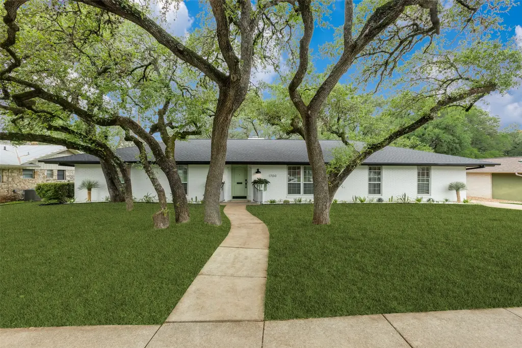 1700 Barton Hills Drive, Austin