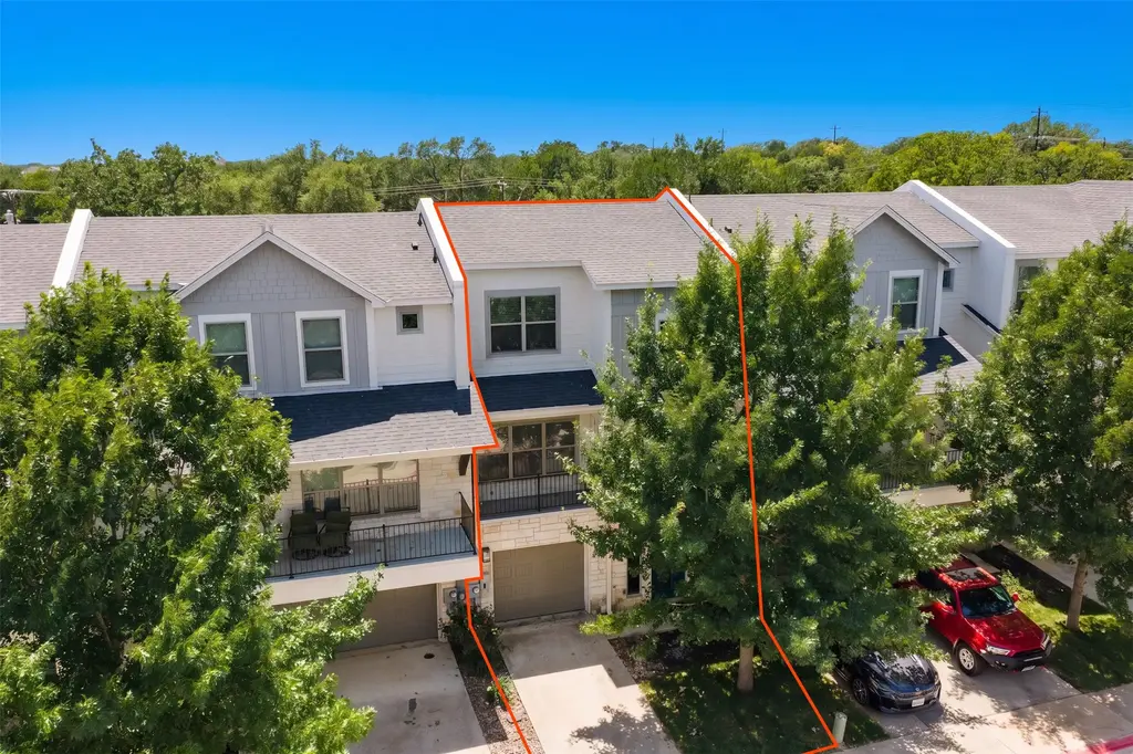 208 Birch Oak Lane, Georgetown