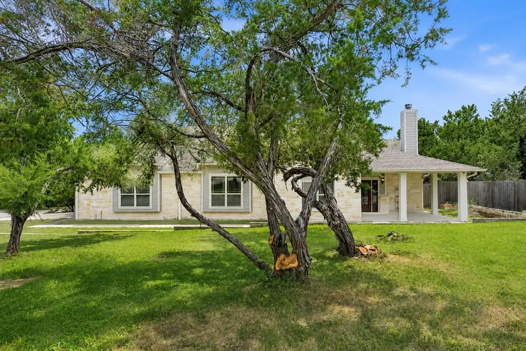 4100 Rockwood Drive, Lago Vista