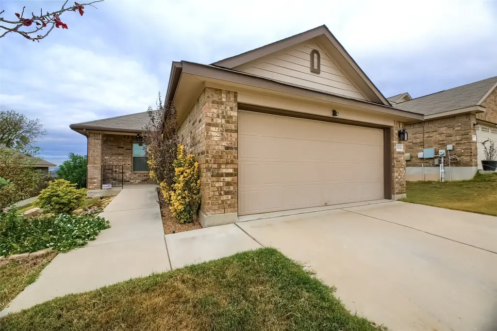 10104 Deer Chase Trail, Austin