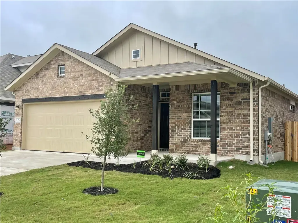 1003 Cherrystone Loop, Buda