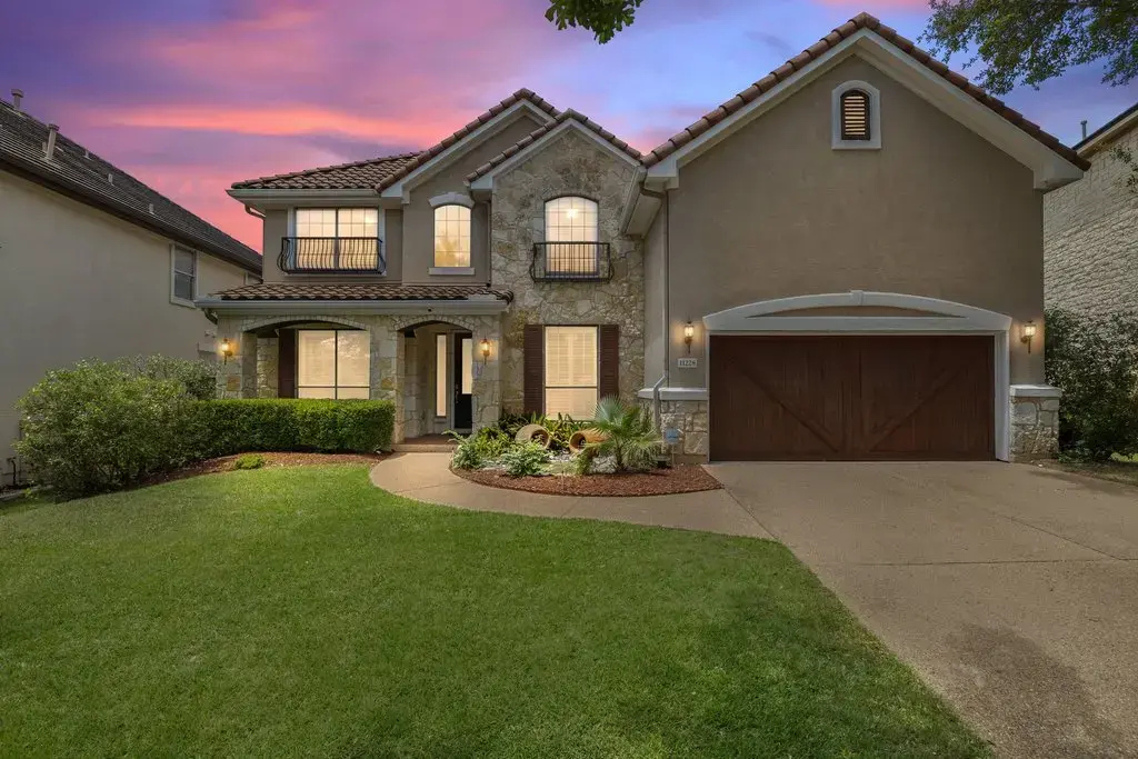 11228 Woodland Hills Trail, Austin