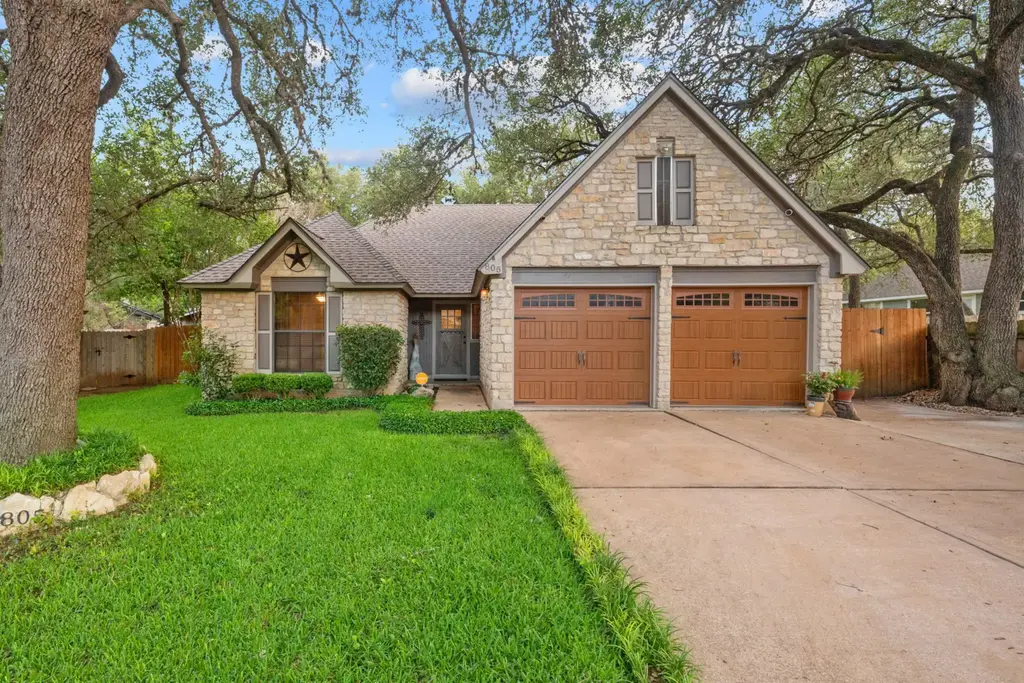 805 Angleton Cove, Austin
