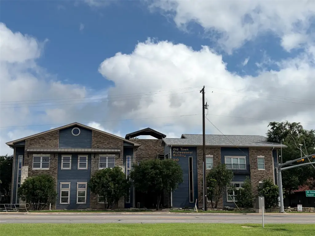 210 Highway 79 203, 204, Hutto