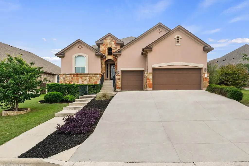 594 Ledge Stone Drive, Austin